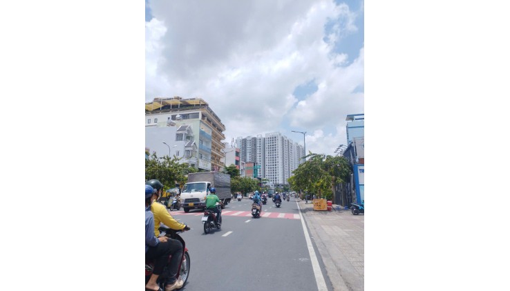 Hiếm Khu Tô Hiệu - Hòa Bình - 60m2  - HXH - 4 tầng Mới ở liền